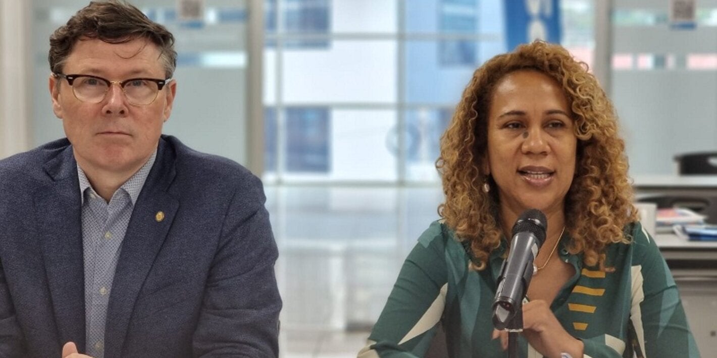 James Fitzgerald y Ana Emilia Solís se dirigen a la Mesa de Cooperantes en Salud de Honduras