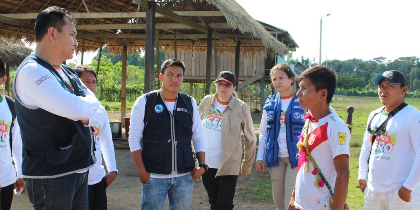 Apu de la comunidad de Nueva Chazuta da la bienvenida a equipo de la OPS/OMS y la Diresa Loreto