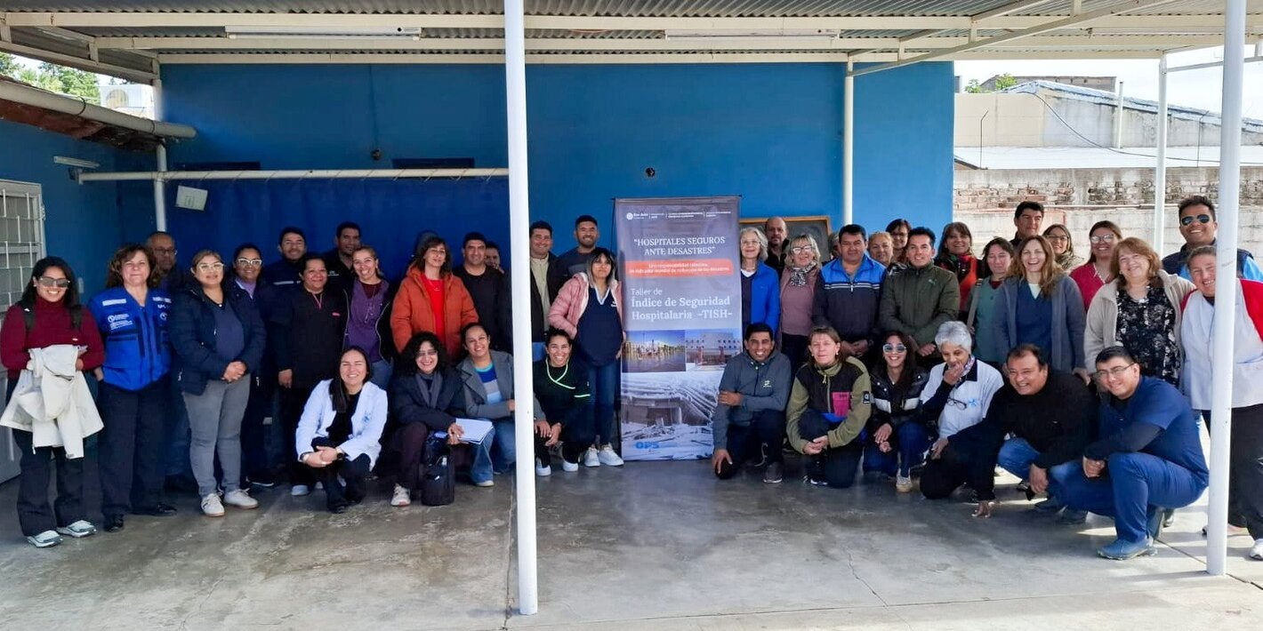 Foto grupal de los participantes del taller