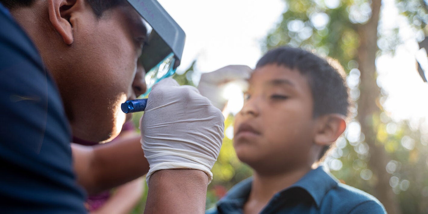 Comunicadores de salud de ocho países se reunieron para hablar de tracoma en las Américas