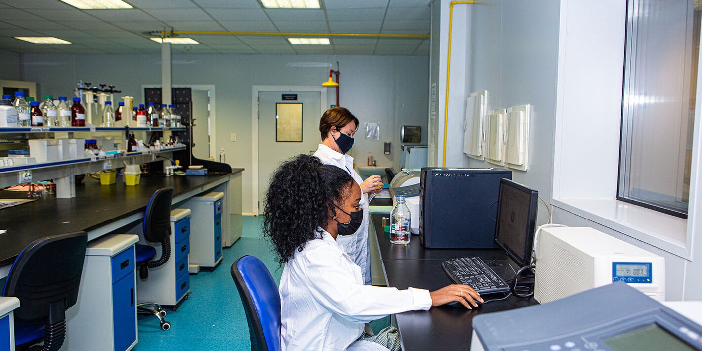 Centro para el Control Estatal de Medicamentos, Equipos y Dispositivos Médicos