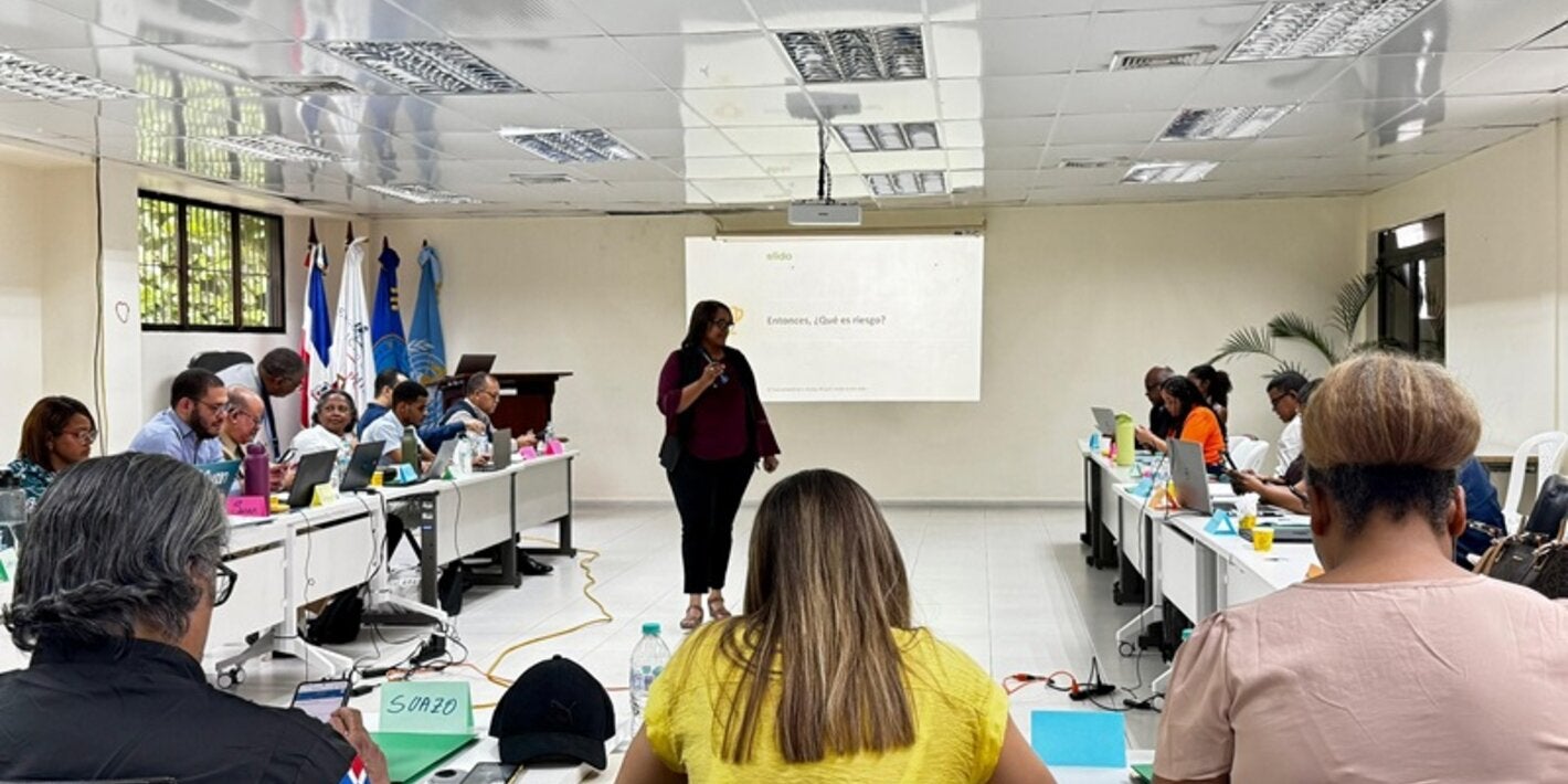 República Dominicana fortalece sus capacidades para la gestión integral de riesgos para la salud con taller nacional de evaluación multiamenaza