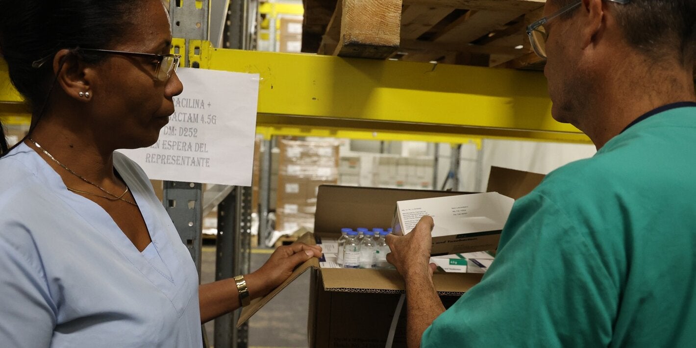 Antibióticos y antiparasitarios entre medicamentos donados a Cuba por La Iglesia de Jesucristo de los Santos de los Últimos Días