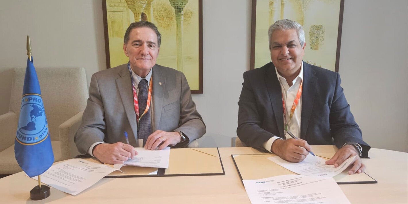  Dr. Jarbas Barbosa, has signed a Memorandum of Understanding with Amit Prothi, Director General of the Coalition for Disaster Resilient Infrastructure (CDRI) to strengthen cooperation in developing safer and more resilient health systems against climate change and natural disasters