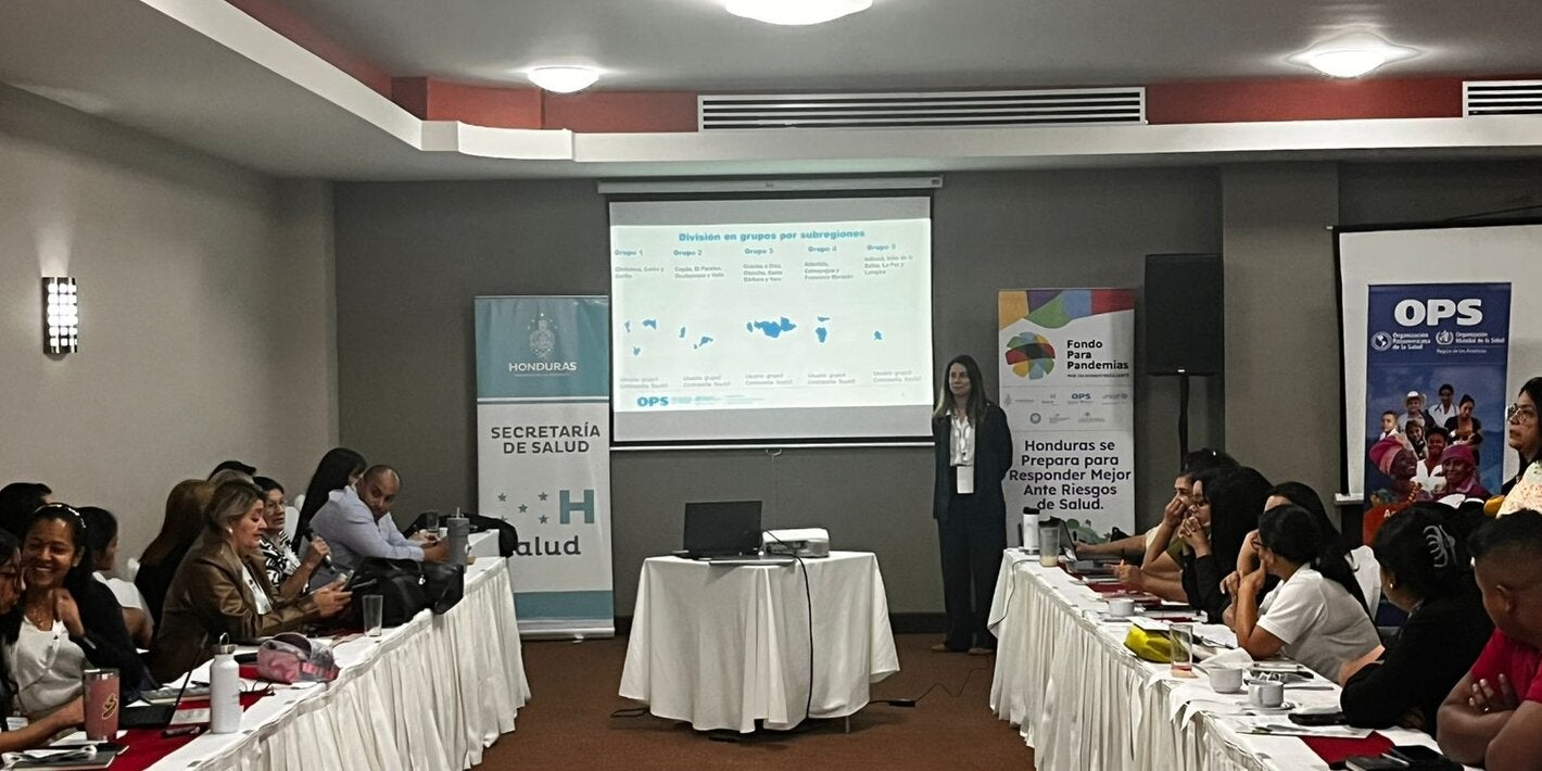 Responsables de los sectores de salud animal, humana y ambiental de Honduras en el Taller de Evaluación de Riesgos sobre Influenza Aviar Zoonótica