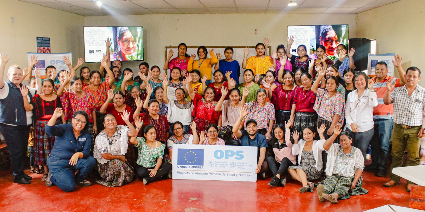 Mujeres de la región q'eqchi' en Alta Verapaz participan en evento de cierre del Proyecto Atención Primaria de Salud y Nutrición