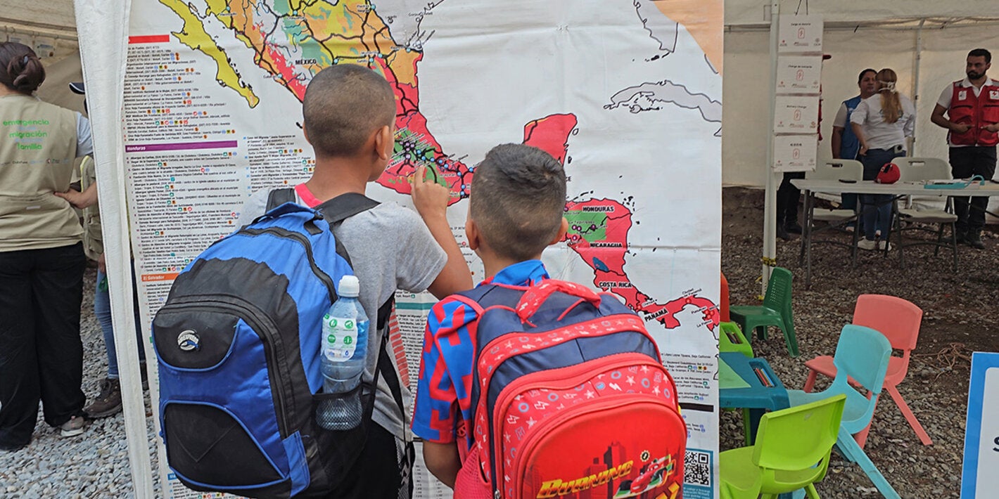 vacunación en rutas utilizadas por la población en alta movilidad en Honduras