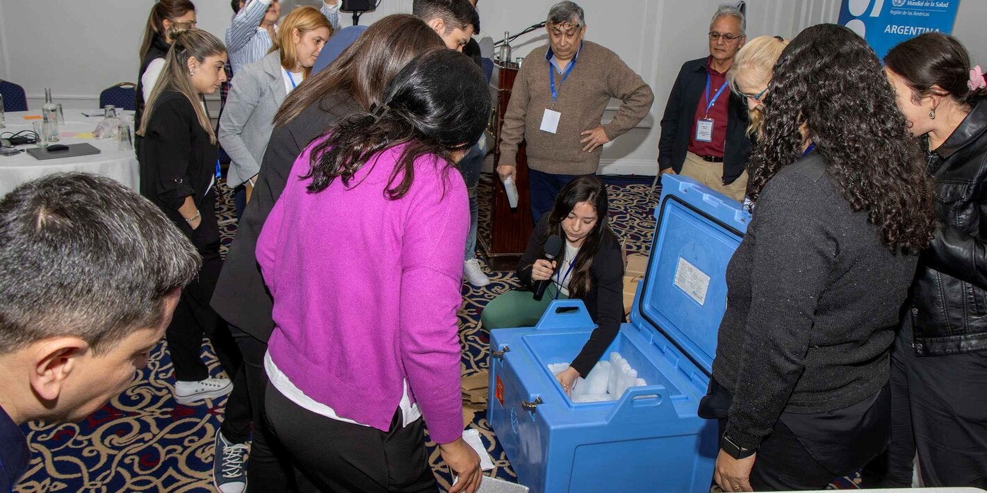 Foto sobre práctica de preparación de recipientes térmicos