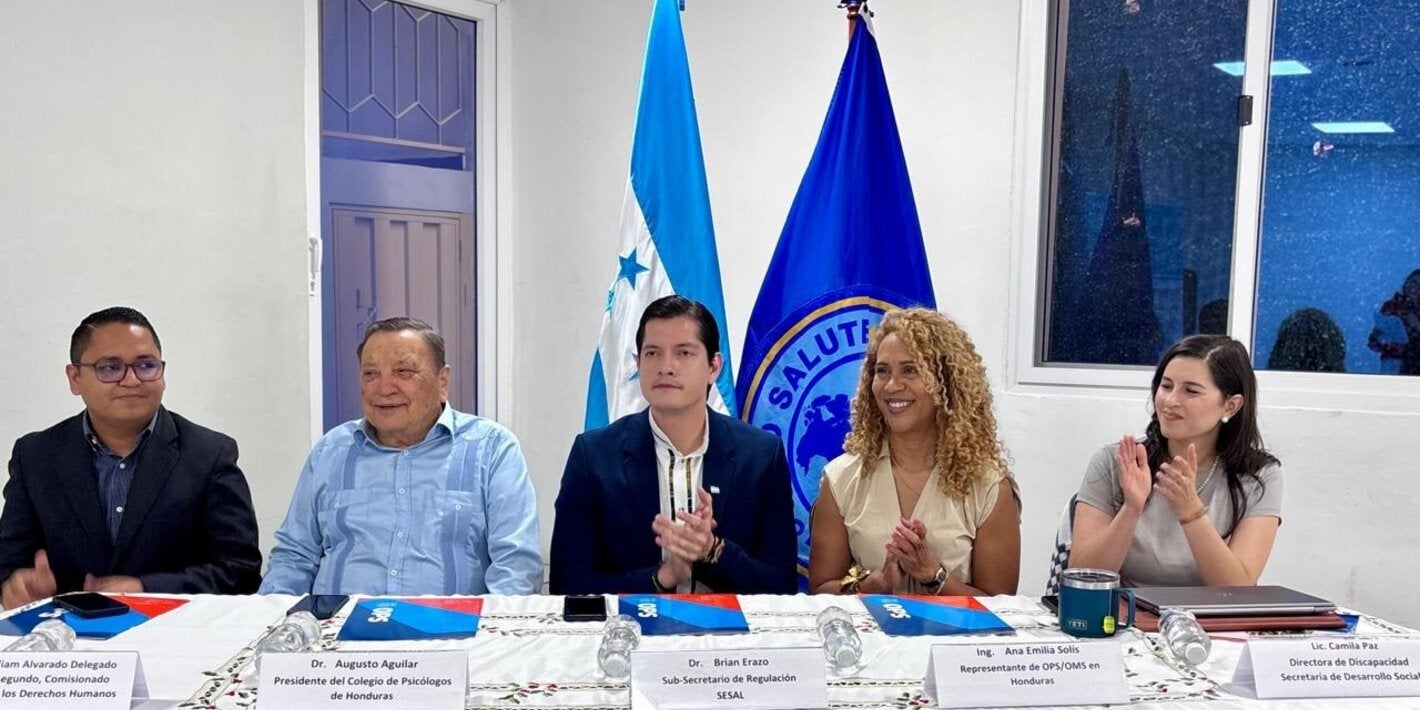 autoridades en foro salud mental