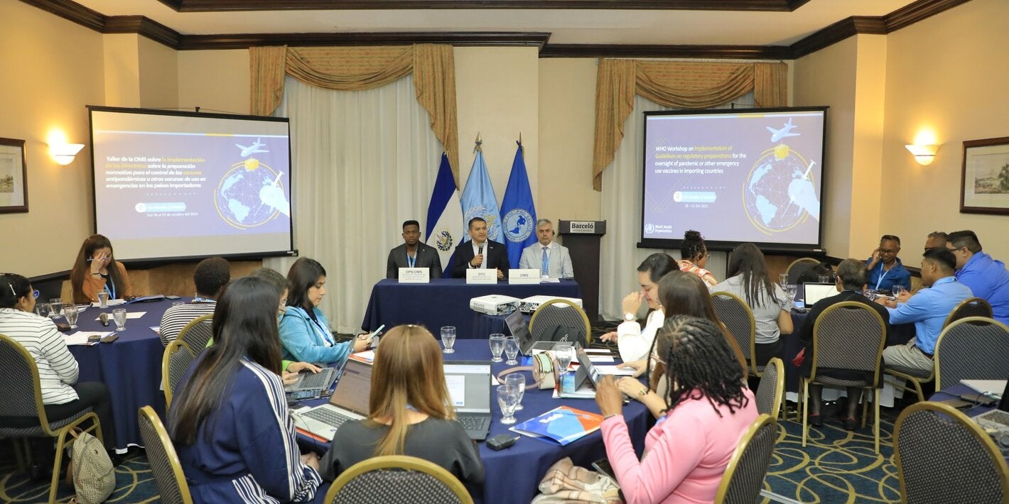 Países de la región fortalecen sus capacidades de regulación de vacunas pandémicas
