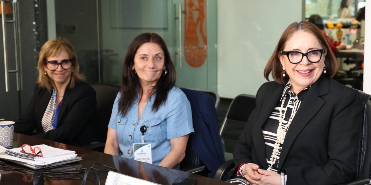 Autoridades de OPS, ISP y COFEPRIS en el marco de la visita técnica fortalecer el Sistema Regulador de Medicamentos y Vacunas en México