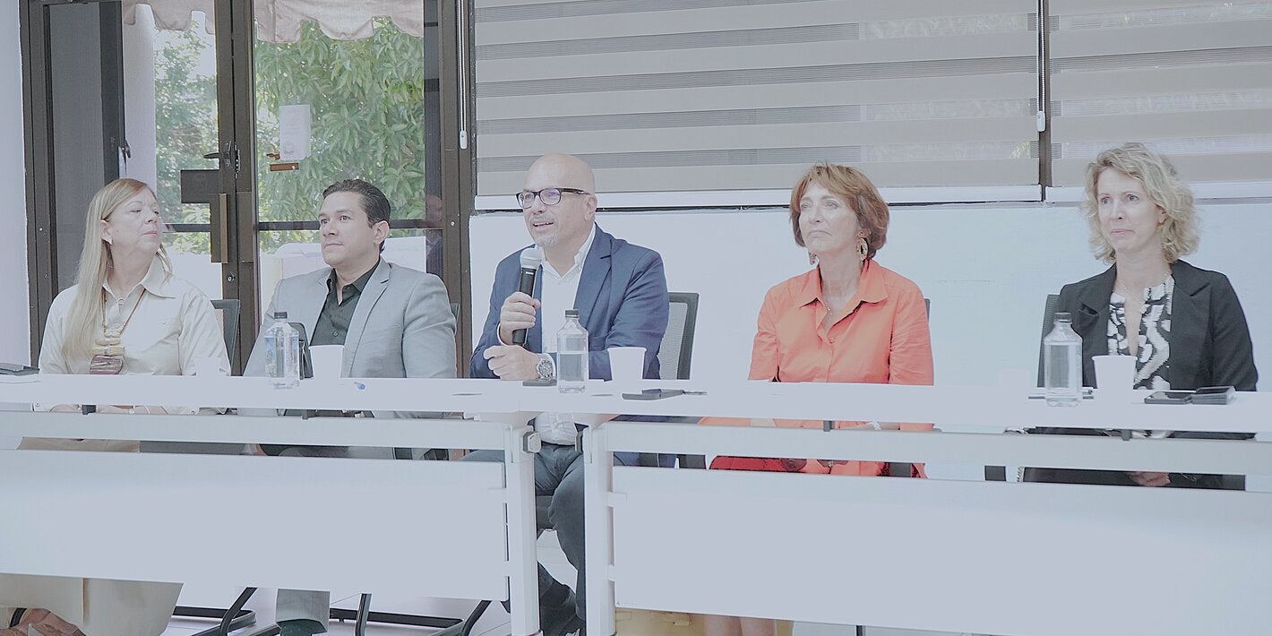 Unitaid y OPS/OMS fortalecen la respuesta nacional frente al VIH avanzado en República Dominicana