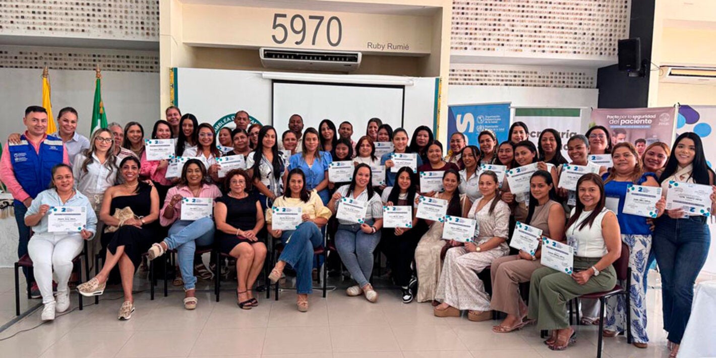 Grupo de Guajira en el taller de Fortlecer capacidades para la atencion segura