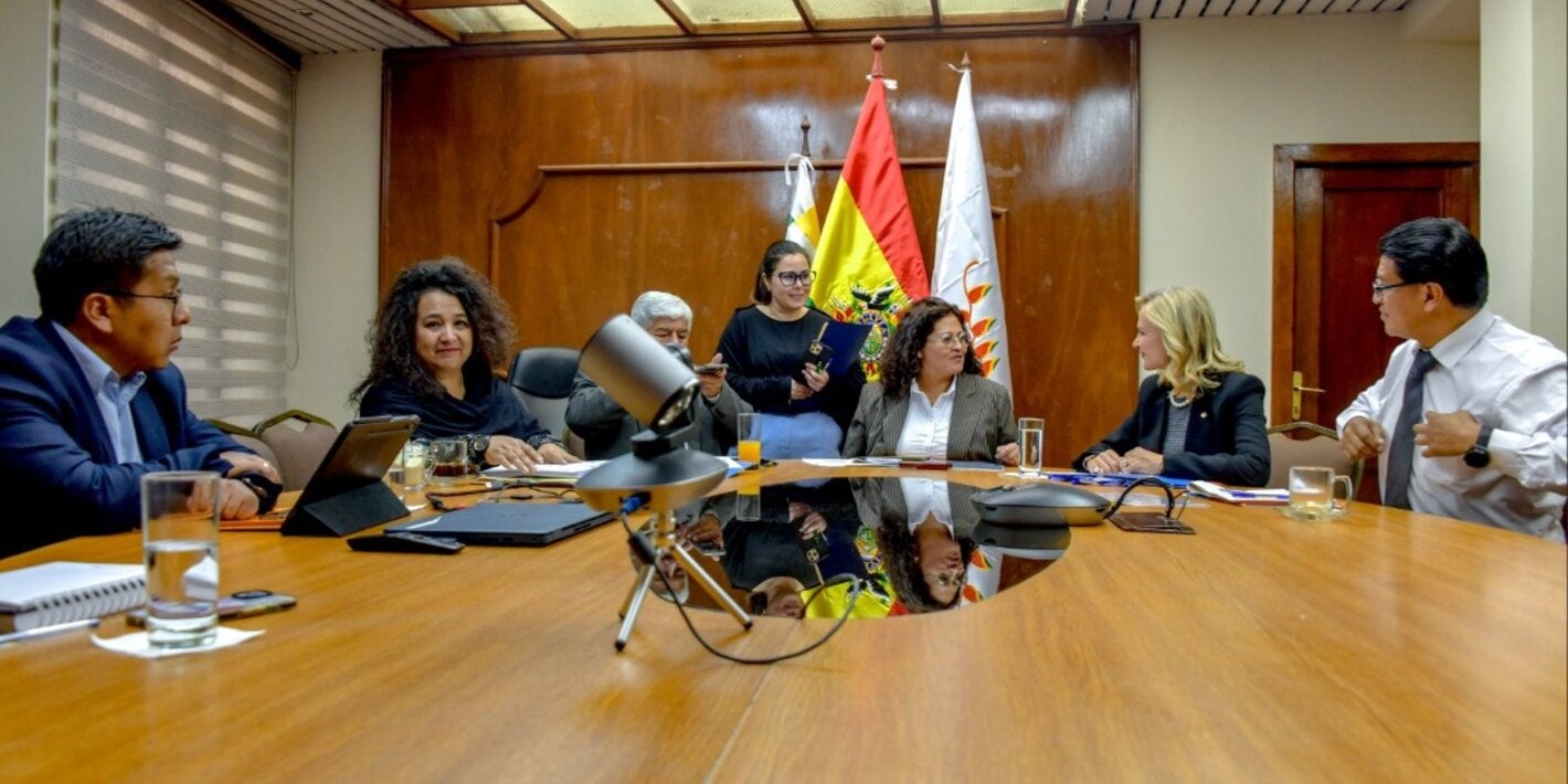 reunion OPS y ministerio de salud y deportes