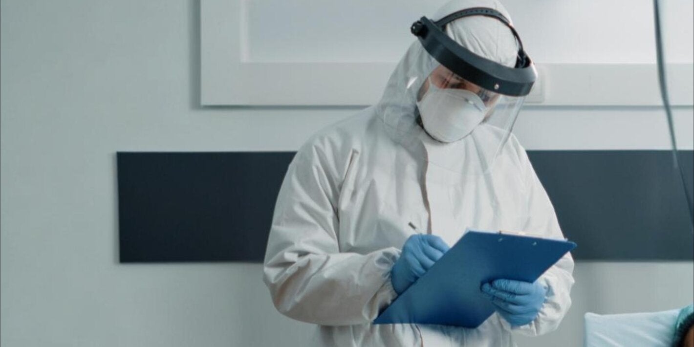 Health personnel with PPE