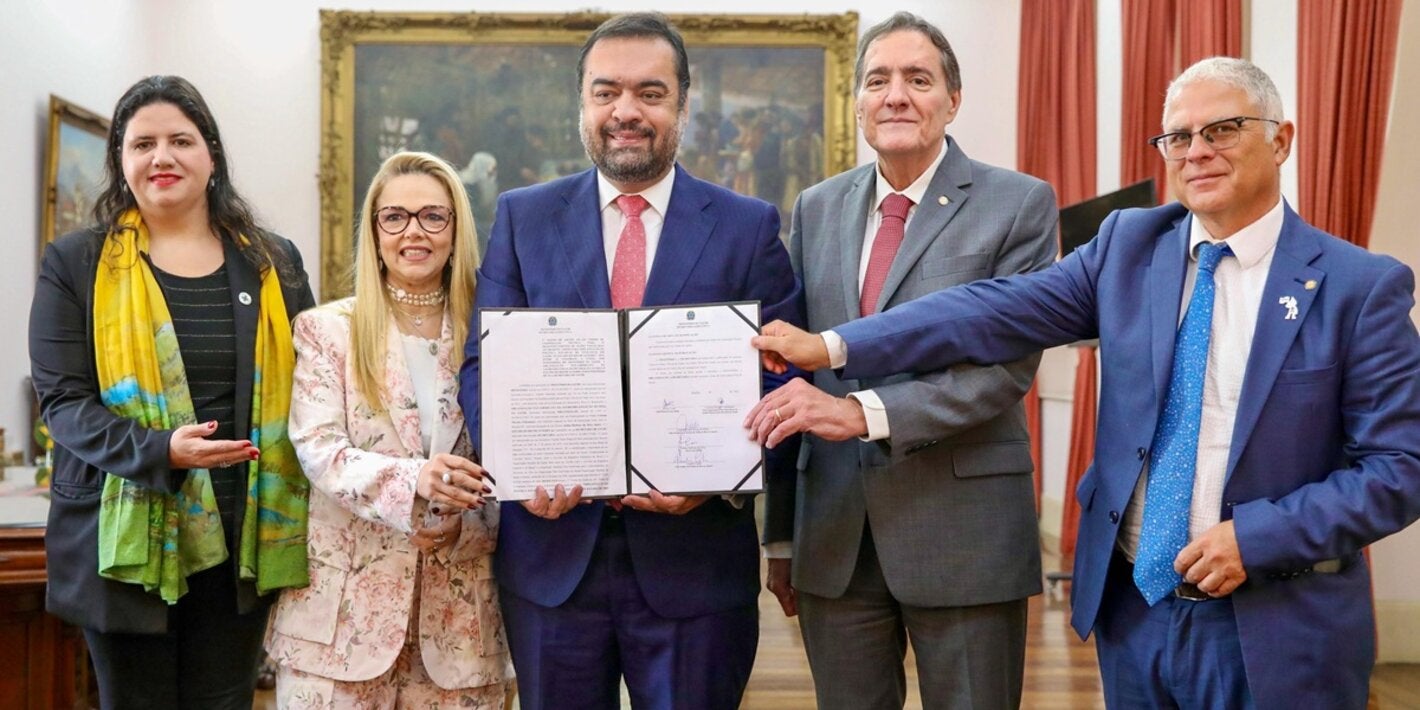 Ato de assinatura do novo acordo