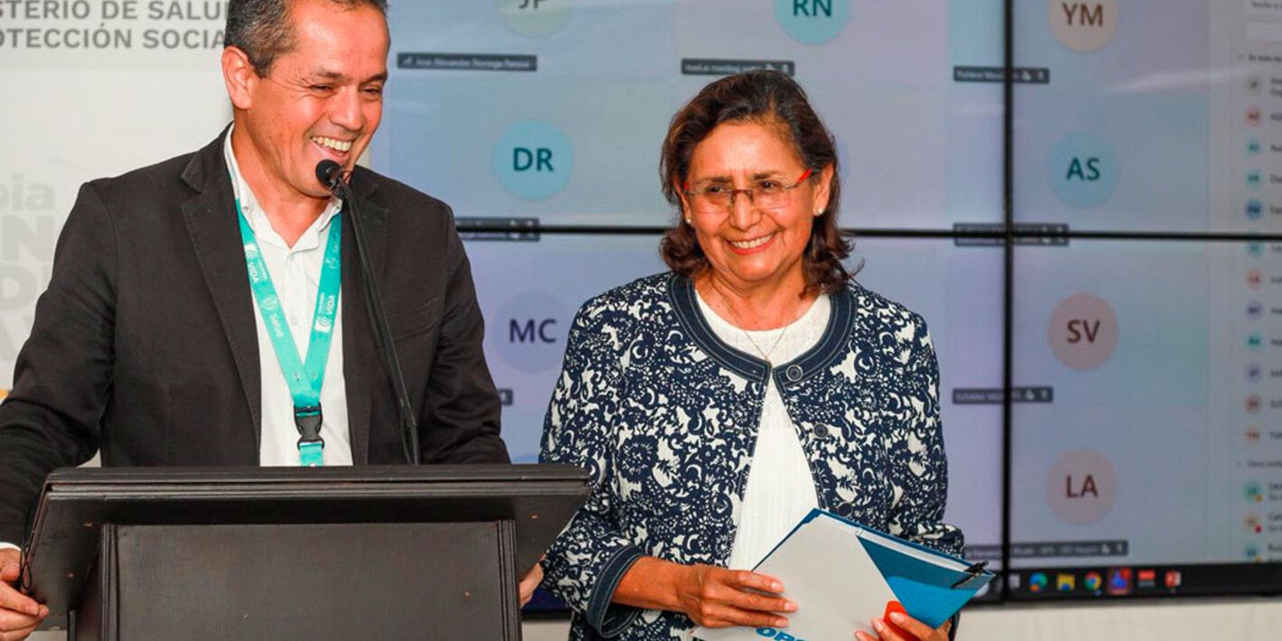 Dra. Tambini en sesion de APS con el MSPS