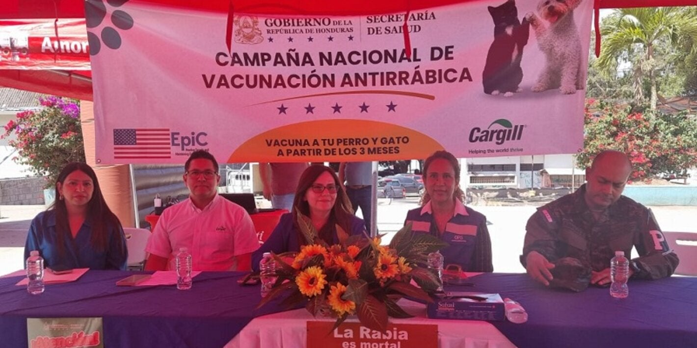 inauguración de la campaña de vacunación contra la rabia