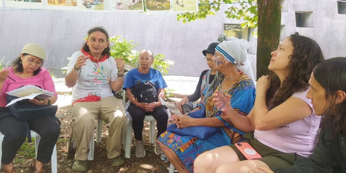 Poliniz-Acción: activistas colombianos 