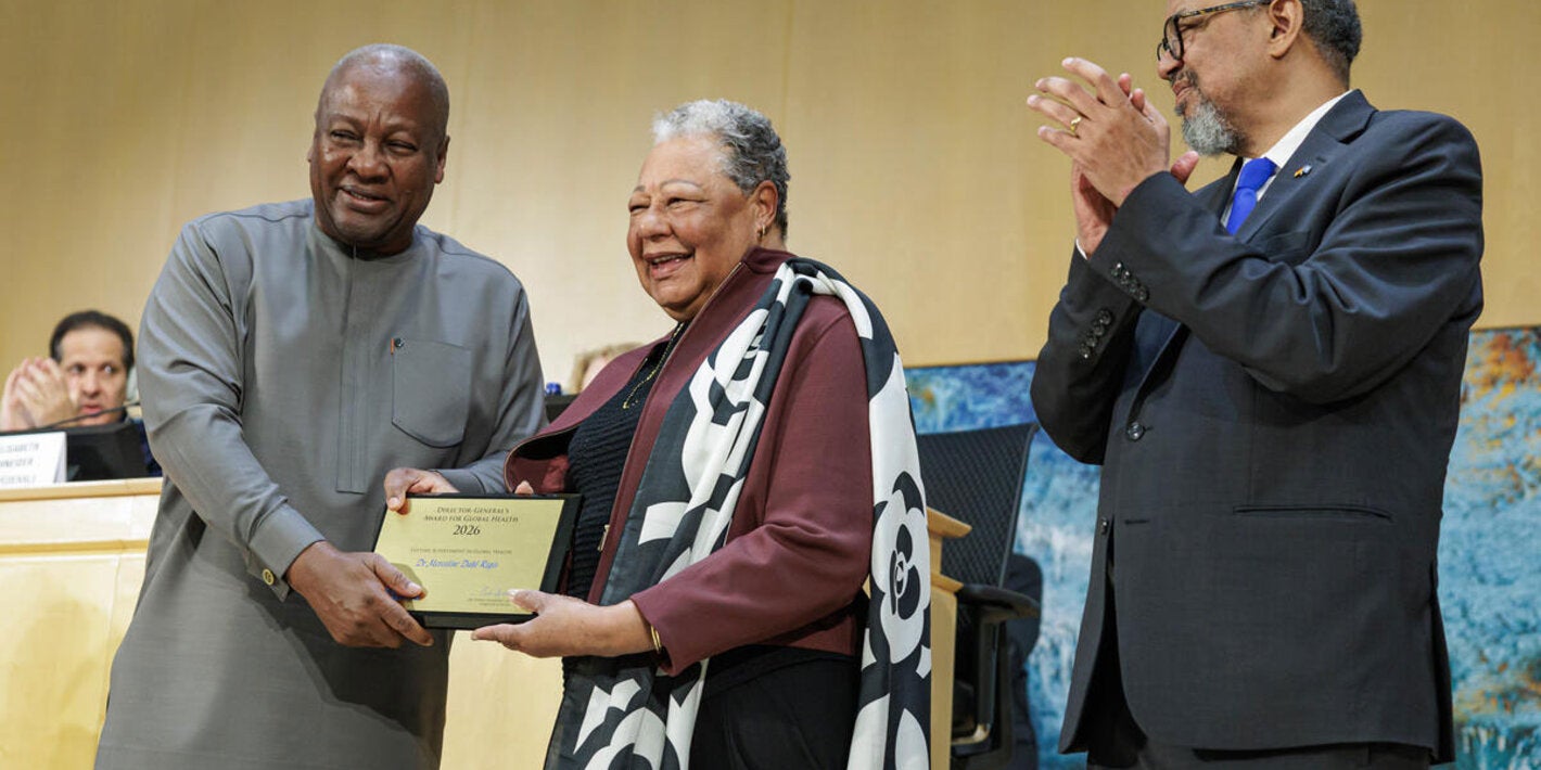 Dr Merceline Dahl-Regis receiving her award from President of the Republic of Ghana H.E. John Dramani Mahama and WHO Director-General Dr Tedros Adhanom Ghebreyesus.
