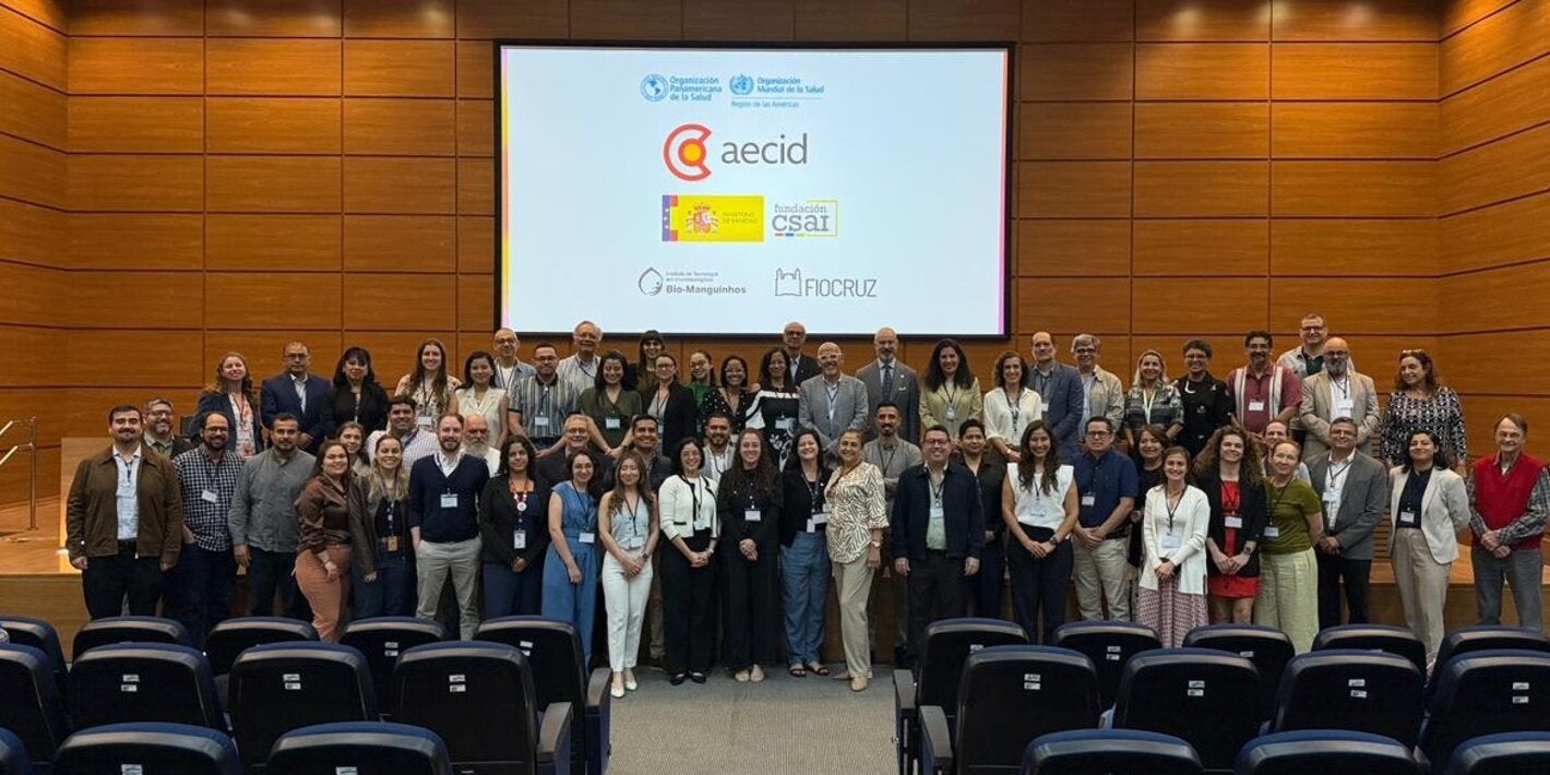 OPS y Fiocruz fortalecen capacidades en el desarrollo y producción de kits de diagnóstico con profesionales de la salud de 17 países 