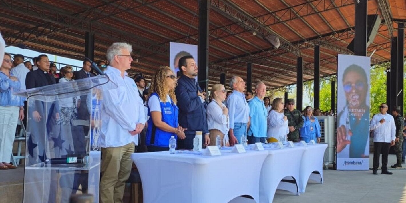 Mesa principal de la inauguración de la JNV-D