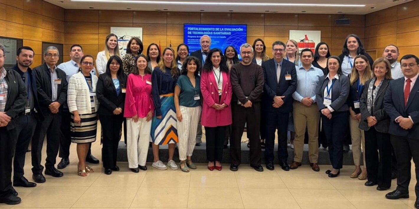 Organismos de evaluación de tecnologías sanitarias de las Américas fortalecen sus capacidades en un intercambio técnico con instituciones españolas