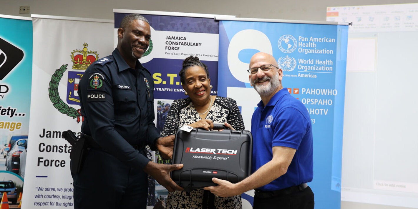 Speed gun handover 
