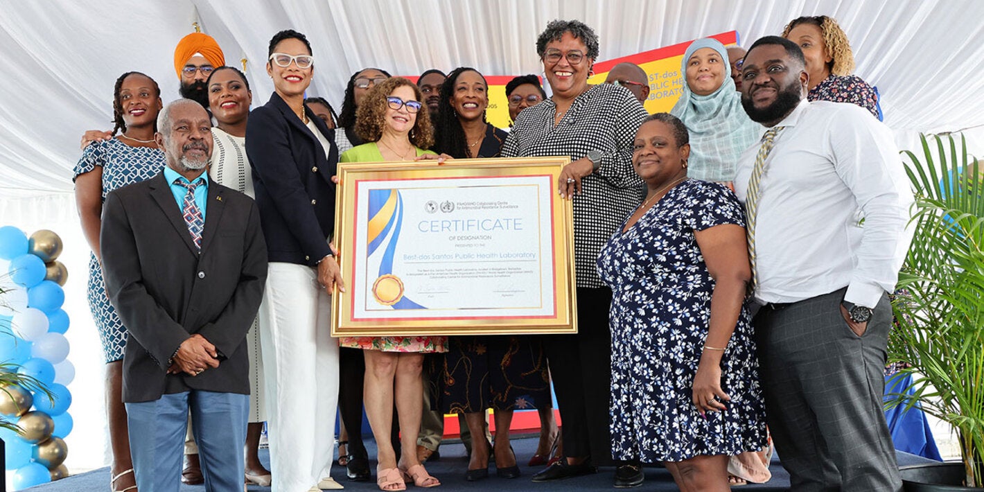 Group photo Barbados Best-dos Santos laboratory ceremony - PAHO/WHO Collaborating Centre designation