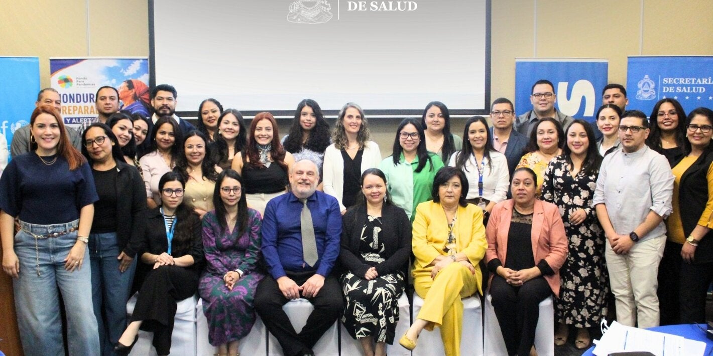 Participantes en taller WHONET