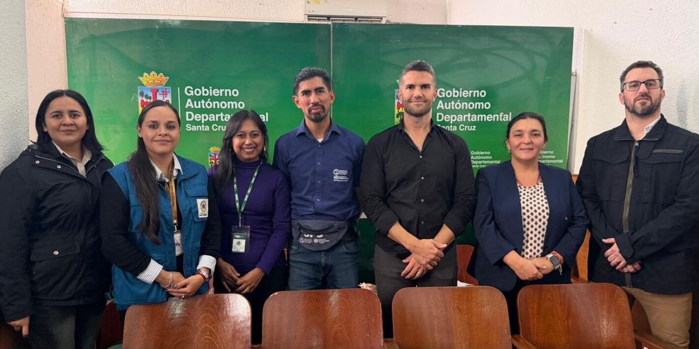 Autoridades OPS y Ministerio de Salud de Neuquén