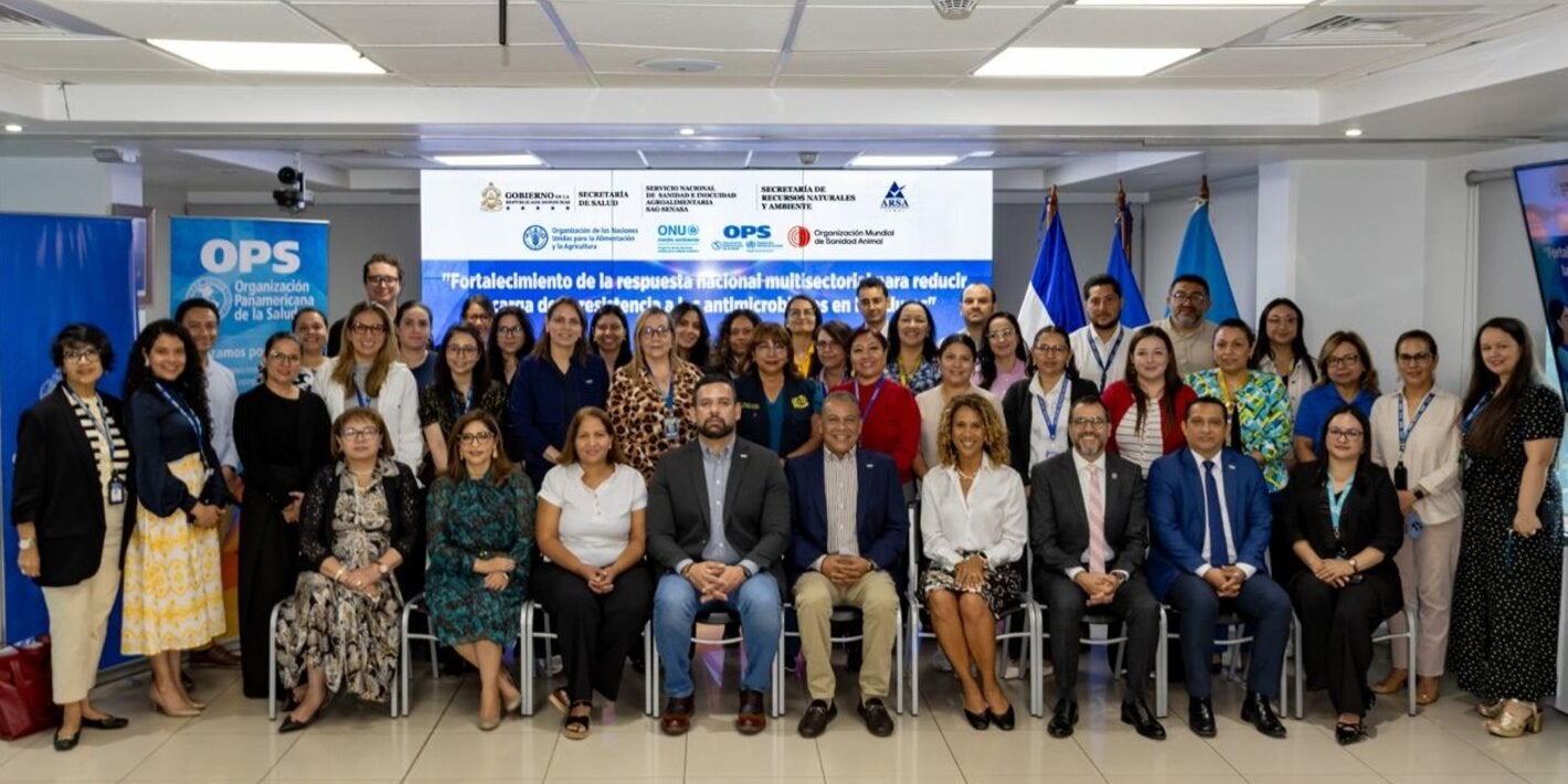 Participantes en inauguración del proyecto RAM