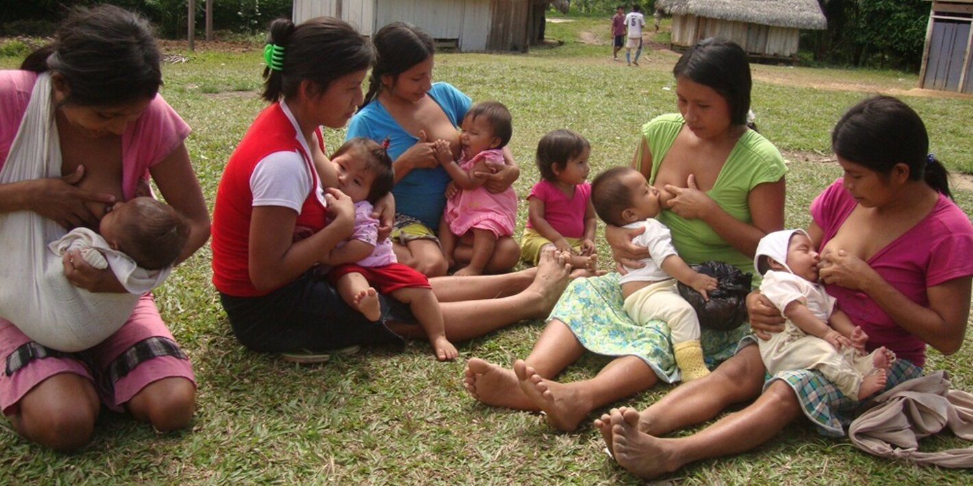 Mujeres y Niñas Indígenas