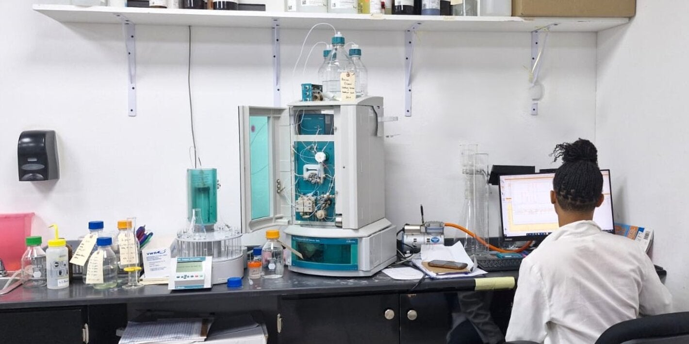 Technician at the Environmental lab, SLS in SXM