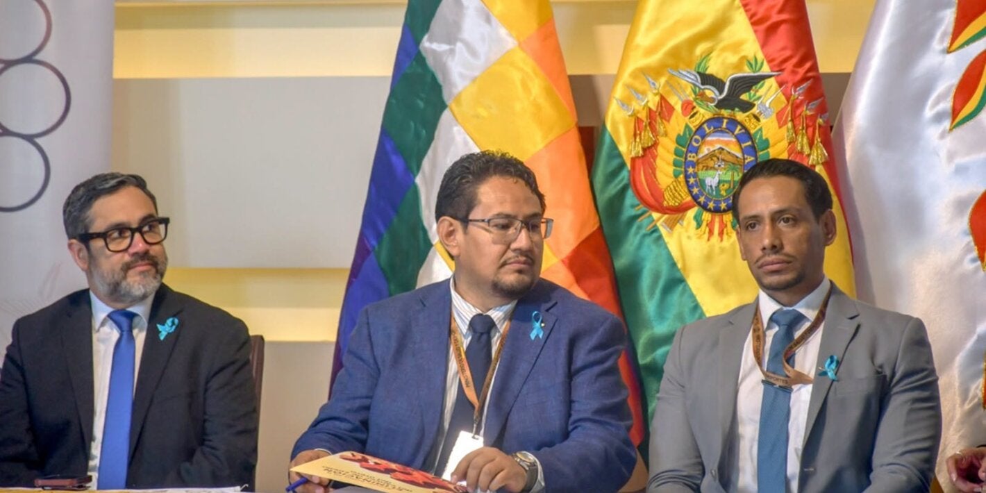 misión regional de cáncer de OPS en Bolivia