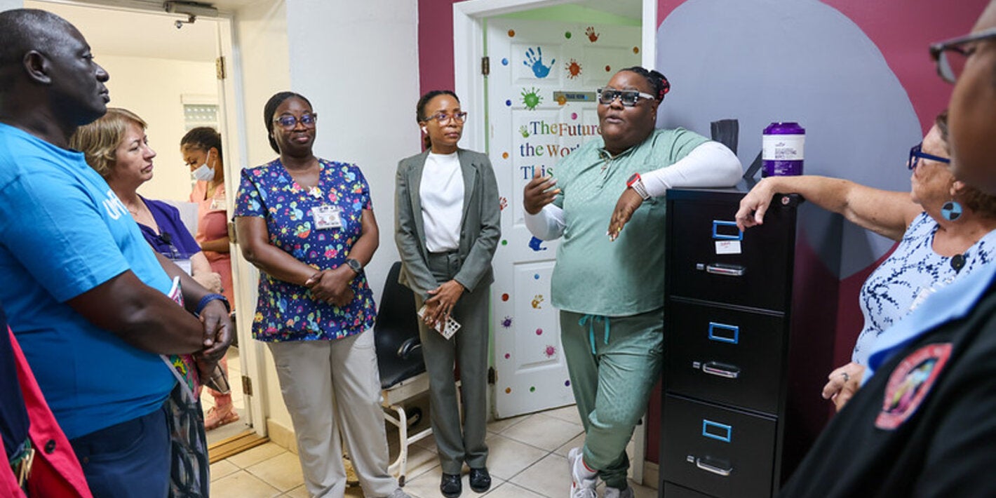 Eliminación de la transmisión maternoinfantil del VIH en Islas Turcas y Caicos