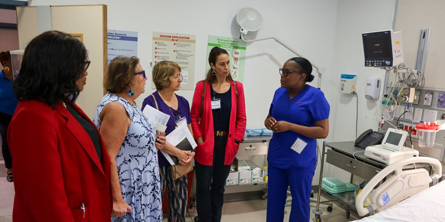 Eliminación de la transmisión maternoinfantil del VIH en Islas Turcas y Caicos