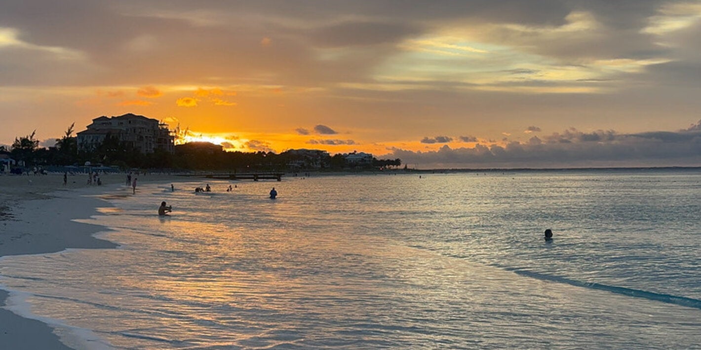 Eliminación de la transmisión maternoinfantil del VIH en Islas Turcas y Caicos