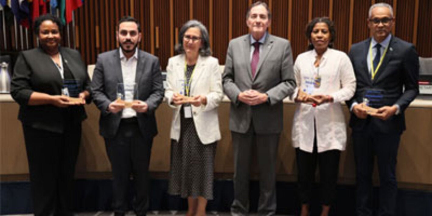 Cinco países y territorios son reconocidos por avances en la eliminación de enfermedades en las Américas