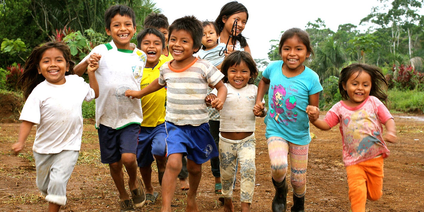 PAHO Collaborates on Promoting the Life Course Approach