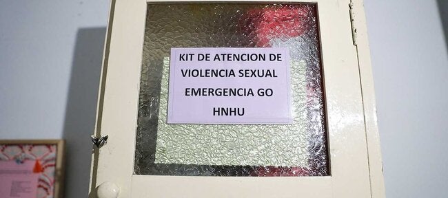 Gabinete de kit de atención violencia sexual