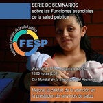 Madre cargando a gemelos