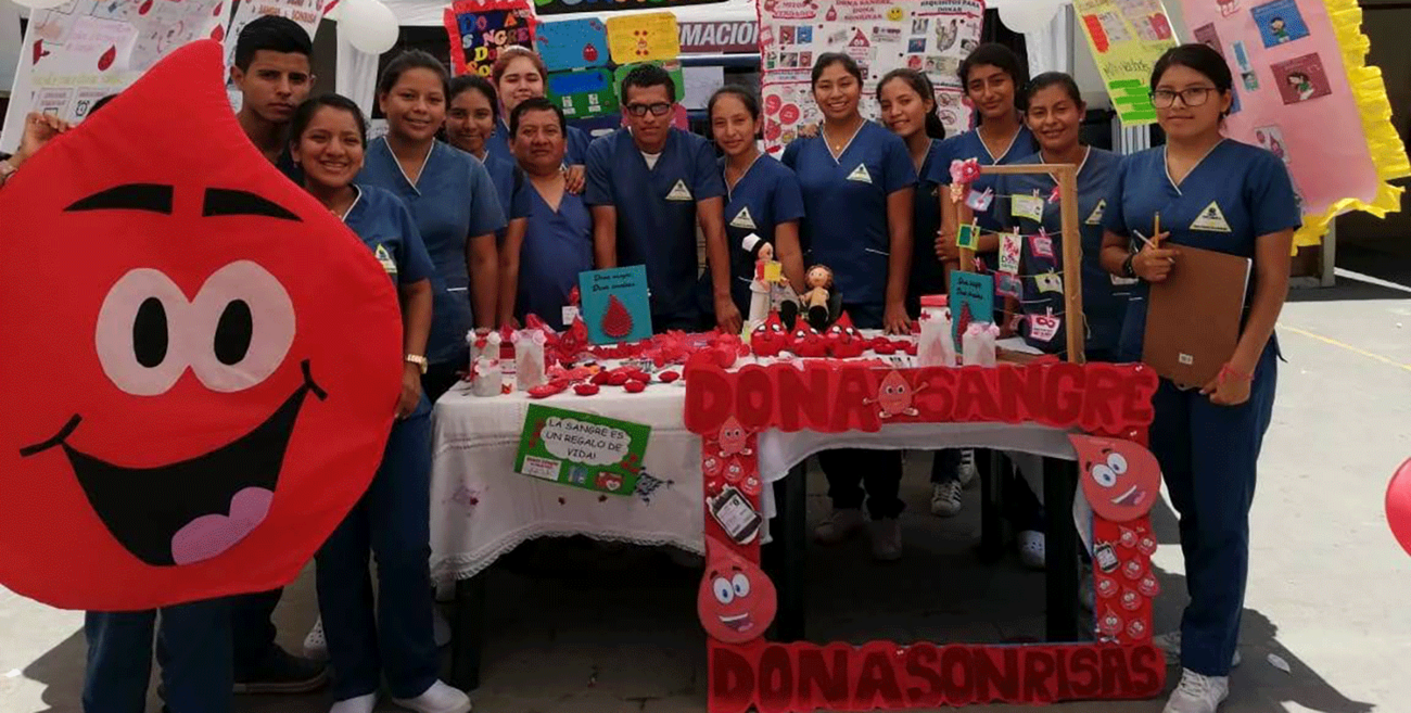 Blood donation promotion in Ecuador. (Photos  María Dolores Suárez Villao, Doris Marcela Castillo Tomalá, Sonnia Apolonia Santos Holguín)