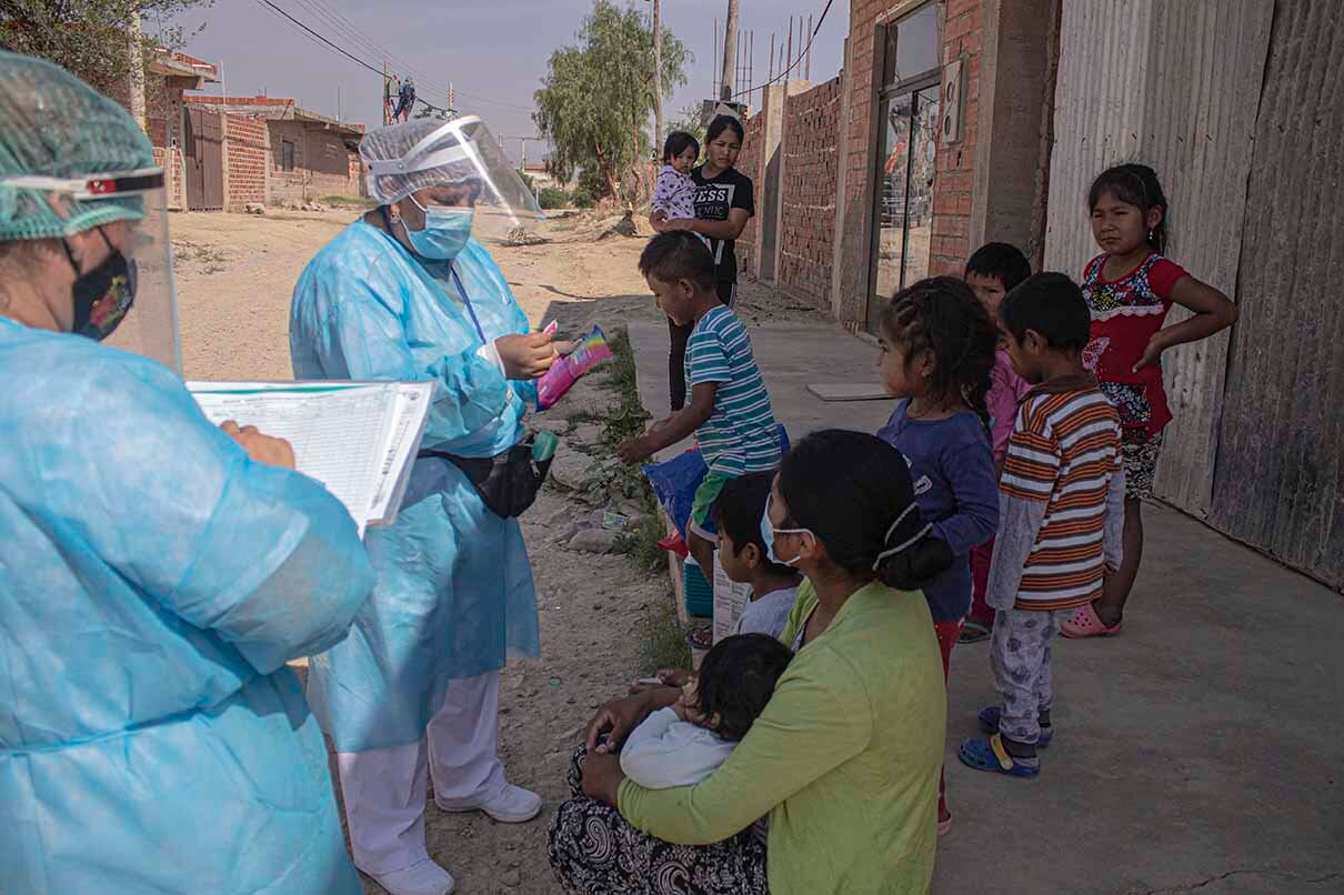 Vacunando en Bolivia