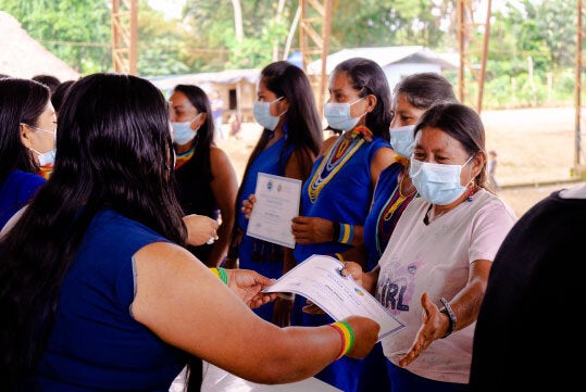 Taller violencia intrafamiliar a promotoras de salud indigenas