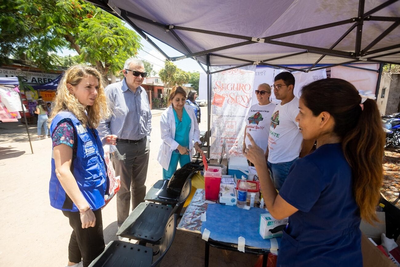 Los equipos de salud realizaron control de talla y peso y medición de la presión arterial durante las jornadas de salud sexual y reproductiva en Ledesma y La Quiaca. Quienes se acercaron también pudieron hacer una prueba rápida de VIH