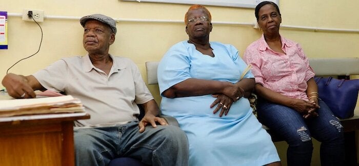 Patient wait in doctor's office