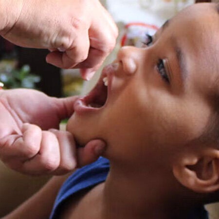 Vacuna oral contra la polio