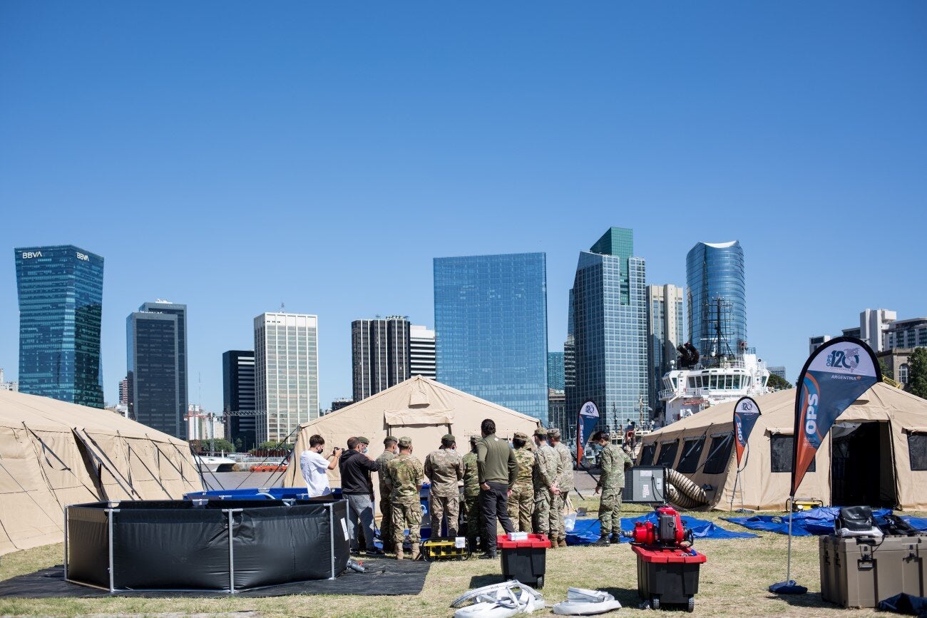 Personal de las fuerzas durante la capacitación.