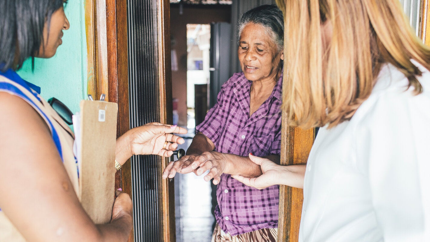 leprosy-checking-woman